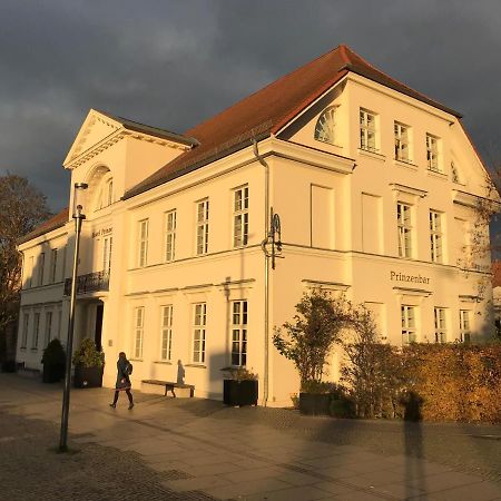 Hotel Prinzenpalais Бад-Доберан Экстерьер фото