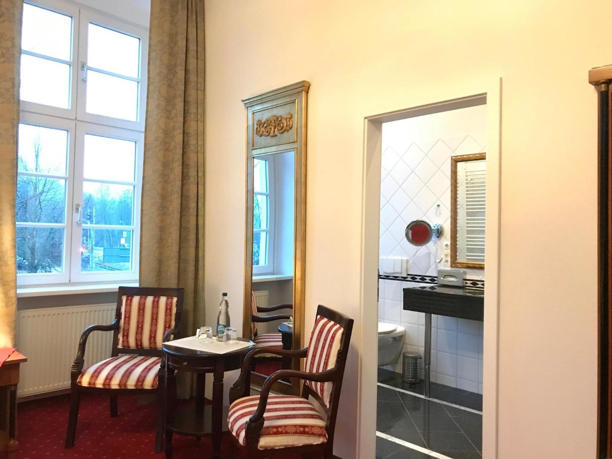 Hotel Prinzenpalais Бад-Доберан Экстерьер фото